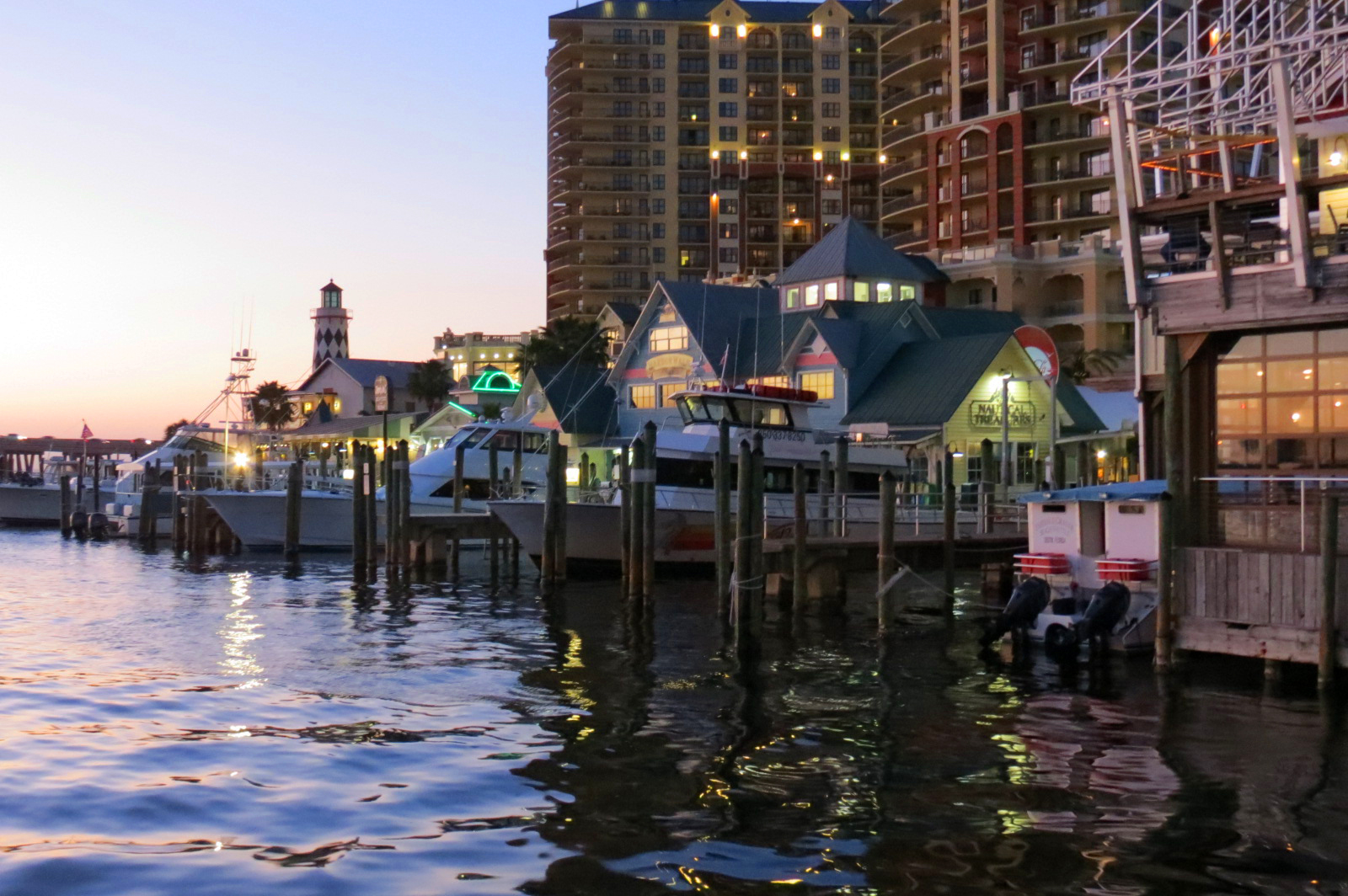 Dolphin Boat Tour, Destin Harbor, Florida