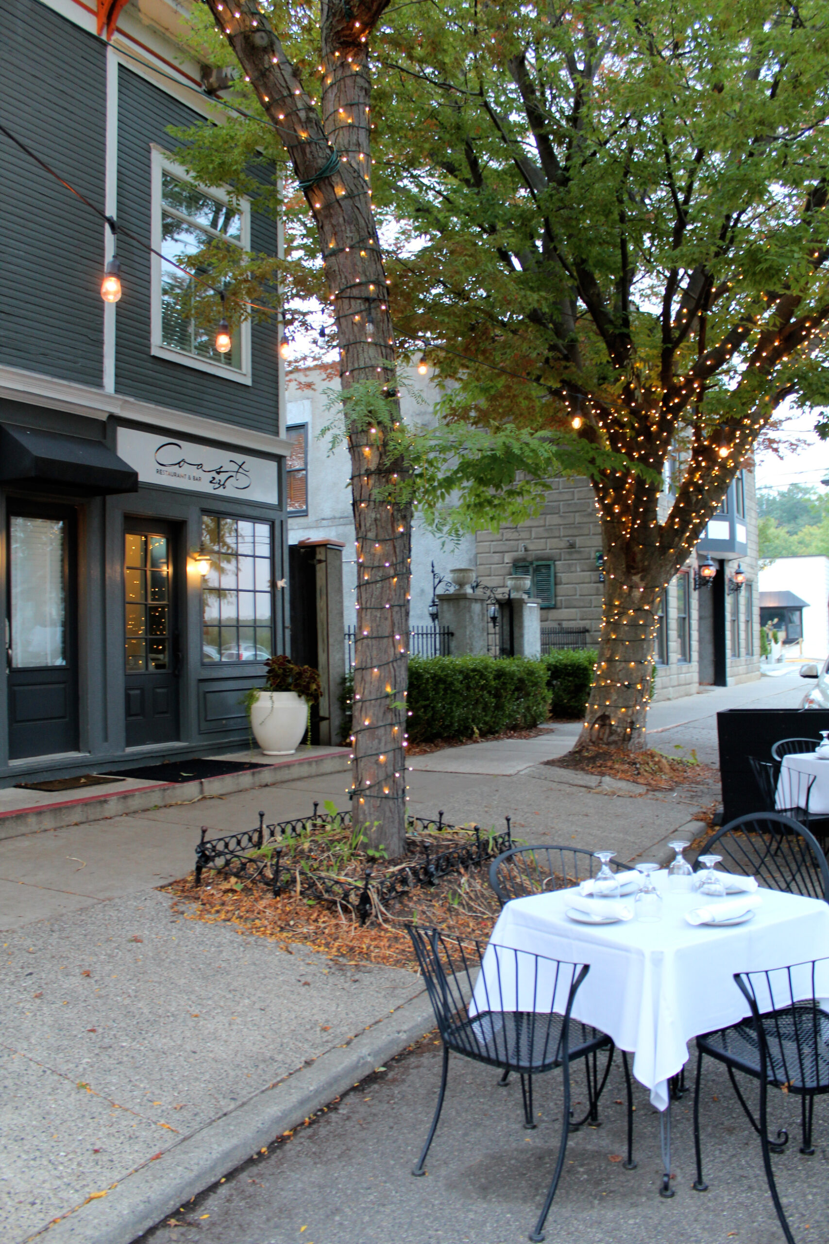 Dining in the street is popular in season [Coast 236 on Culver Street]